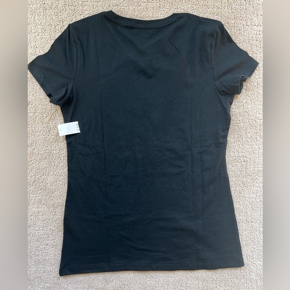 Gap Logo Tshirt - Picture 5 of 5
